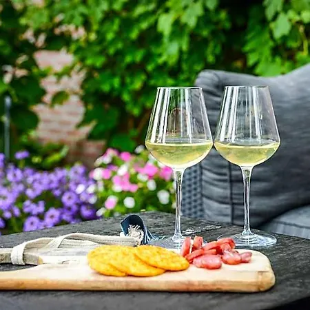 Bed & Breakfast De Moerbei 4*